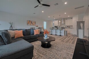 10405 Hadley Pk Trl in Houston, TX - Building Photo