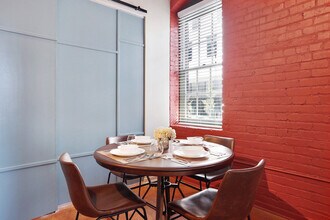 344 St Joseph St in New Orleans, LA - Building Photo - Building Photo
