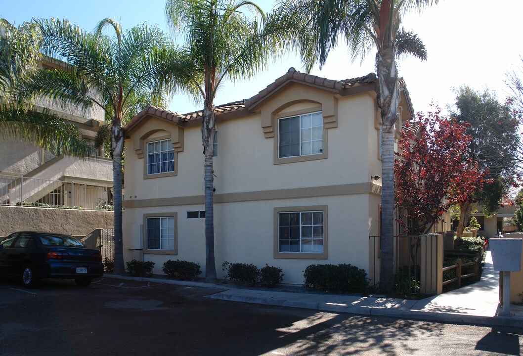 588 Arizona St in Chula Vista, CA - Building Photo