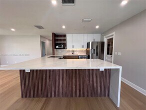 3775 W Citrus Trce in Davie, FL - Building Photo - Building Photo