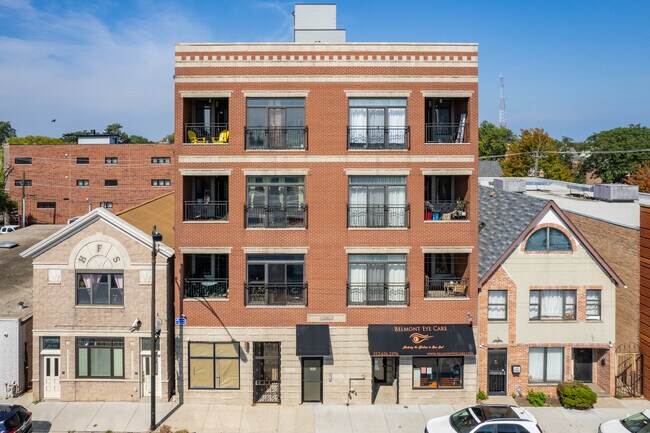 3110 W Belmont Ave in Chicago, IL - Building Photo - Building Photo