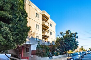 Residential Condominiums in Los Angeles, CA - Building Photo