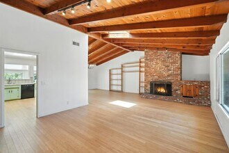 8461 Valley Circle Blvd in Los Angeles, CA - Building Photo - Building Photo