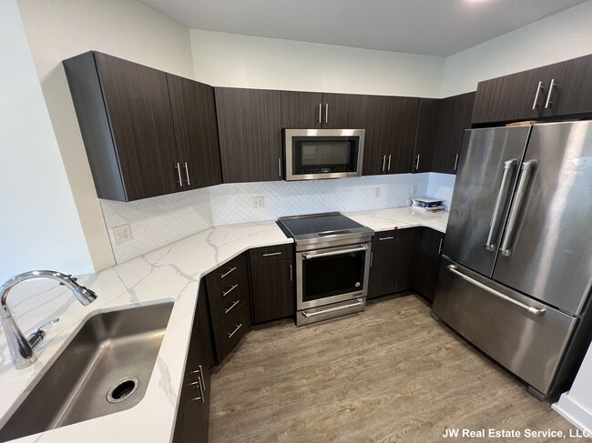 20 Penniman Rd, Unit 201 in Boston, MA - Building Photo - Building Photo