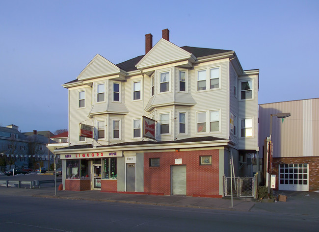 977-981 S Main St in Fall River, MA - Building Photo - Building Photo