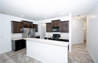 162 Townview Dr in Woodstock, GA - Building Photo - Building Photo