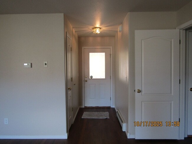 2459 Pioneer Way in Rifle, CO - Building Photo - Building Photo