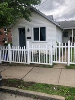 525 Grove St in Greensburg, PA - Building Photo