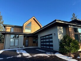 2234 NW Reserve Camp Ct in Bend, OR - Building Photo