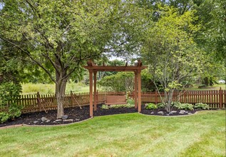 1380 Worchester Dr in Carmel, IN - Building Photo - Building Photo