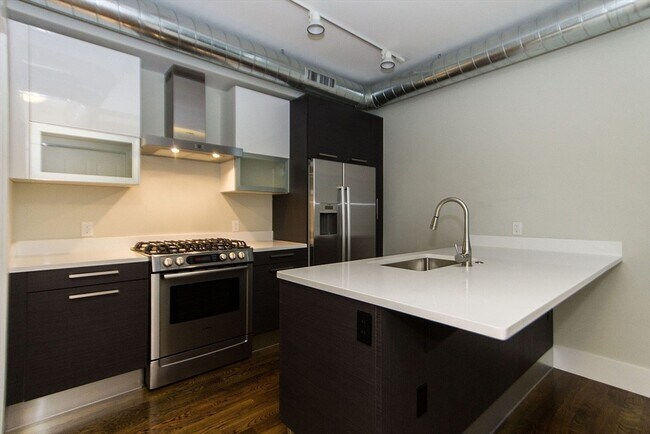 10 St George St in Boston, MA - Building Photo - Building Photo