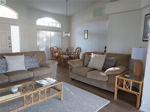 449 Dundee Ct in Naples, FL - Building Photo - Building Photo