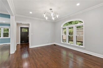 526 King St in Chappaqua, NY - Building Photo - Building Photo