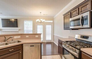 615 Regency Dr in Allen, TX - Building Photo