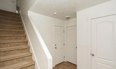 173 W Barry Links Way in South Salt Lake, UT - Building Photo - Building Photo