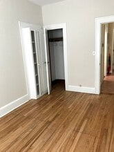 8 Railroad Ave, Unit 8 B in Montvale, NJ - Building Photo - Building Photo