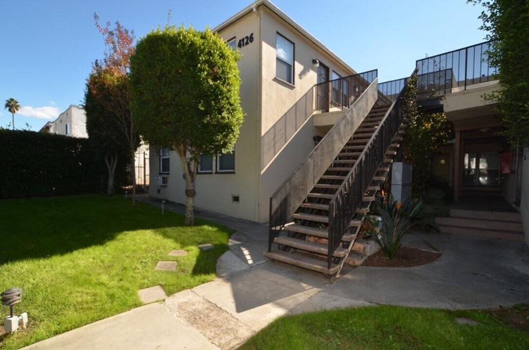 4128 1/2 W Adams Blvd in Los Angeles, CA - Building Photo