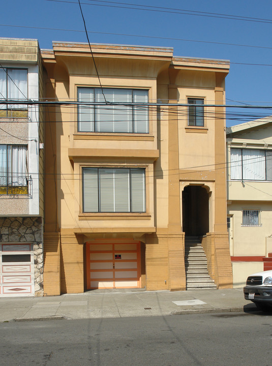 345 19th Ave in San Francisco, CA - Building Photo