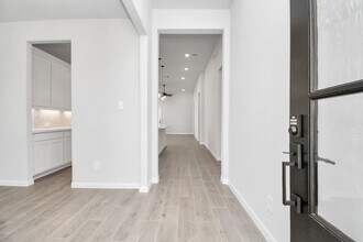 19807 Palomino Pr Trl in Tomball, TX - Foto de edificio - Building Photo