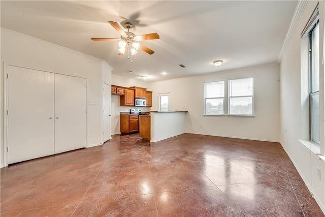 8436 Jay St in White Settlement, TX - Foto de edificio - Building Photo