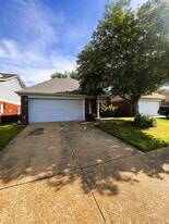 6840 Mikayla Ln in Cordova, TN - Building Photo