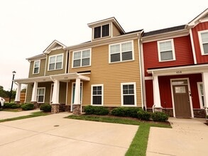 4520 Josephine Ln in Chester, VA - Building Photo - Building Photo