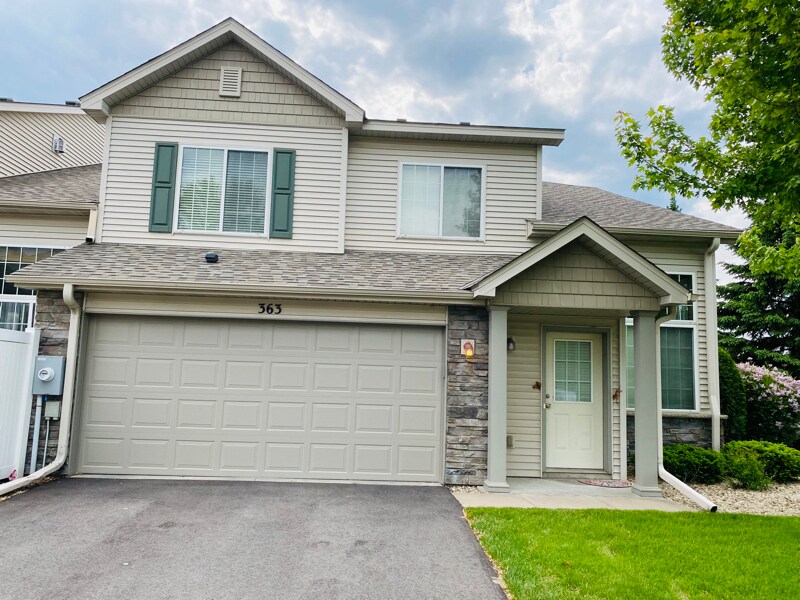363 Ojibway Path in Lino Lakes, MN - Building Photo