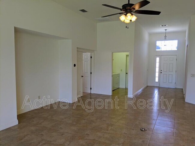 1882 W Angelica Loop in Lecanto, FL - Building Photo - Building Photo