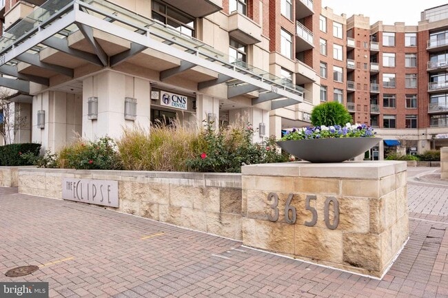 3600 S Glebe Rd in Arlington, VA - Foto de edificio - Building Photo