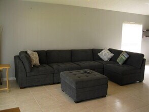 816 NW Greenwich Ct in Port St. Lucie, FL - Building Photo - Building Photo