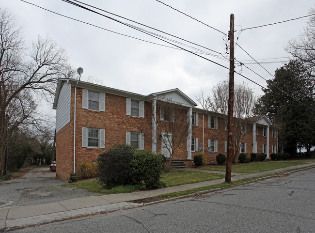 Fleetwood Manor Apartments