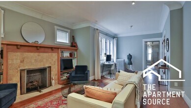 2549 W Wilson Ave, Unit 2 in Chicago, IL - Building Photo - Building Photo