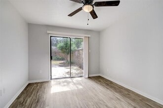 1746 Cloister Dr in Crosby, TX - Building Photo - Building Photo