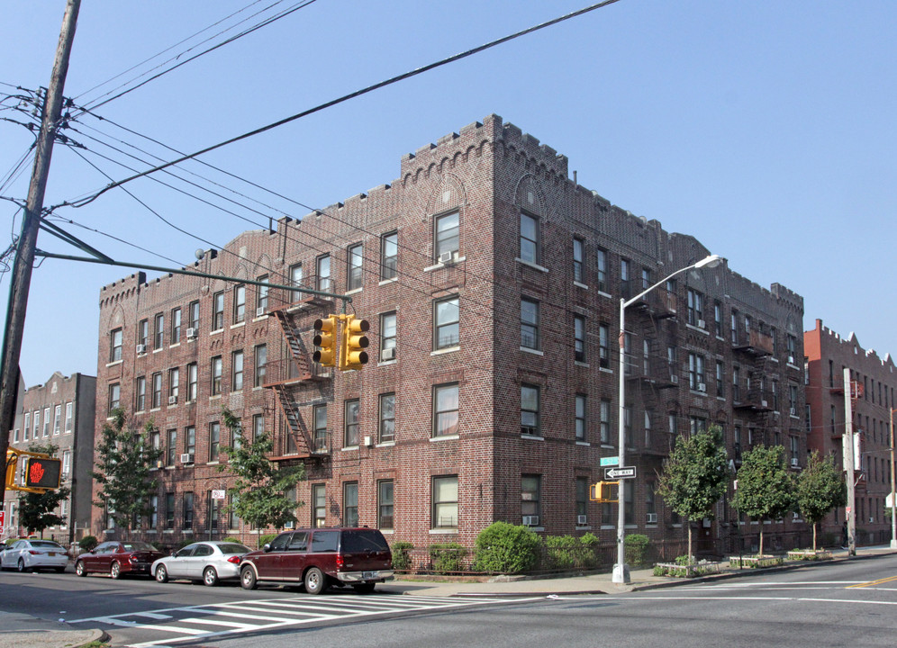 894 Winthrop St in Brooklyn, NY - Foto de edificio