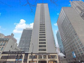 535 N Michigan Ave in Chicago, IL - Building Photo