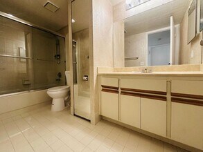8559 Boca Rio Dr in Boca Raton, FL - Building Photo - Building Photo