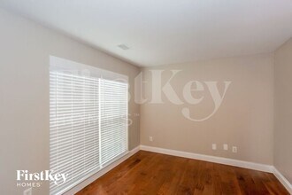 7830 Cafferty Cir in Charlotte, NC - Building Photo - Building Photo