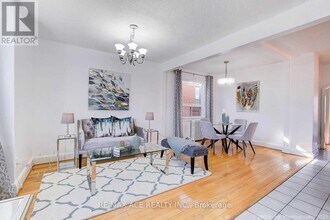 100 Amsterdam Ave in Toronto, ON - Building Photo - Building Photo