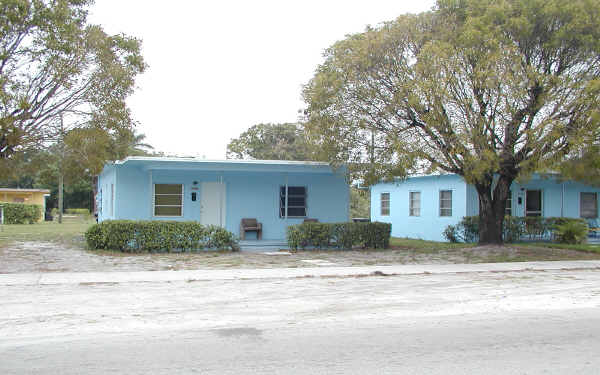 408 NW 14th Ave in Fort Lauderdale, FL - Foto de edificio