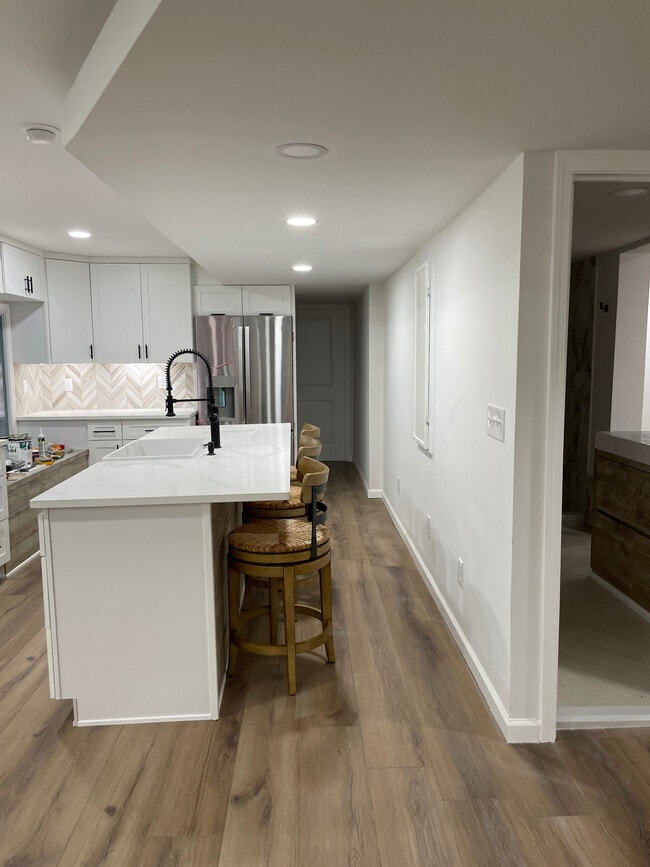 Room in Apartment on Wynfair Dr in Marietta, GA - Foto de edificio - Building Photo