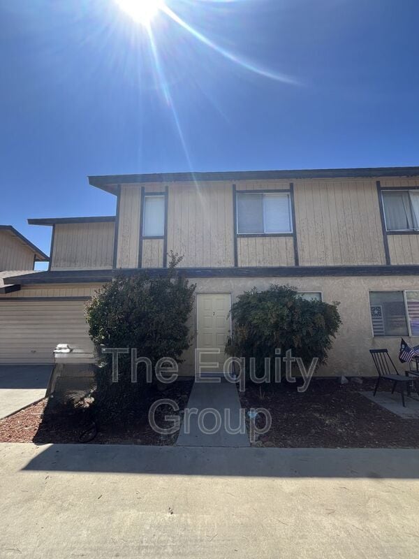 property at 851-859 W Mulberry Ave