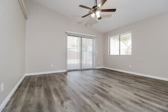 16271 W Pioneer St in Goodyear, AZ - Building Photo - Building Photo