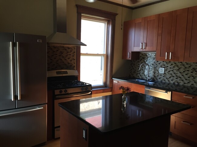 4139 N. Central Park Ave., Unit 1