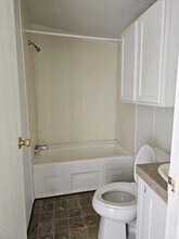 24002 Joe Gayle Rd in Livingston, LA - Building Photo - Building Photo