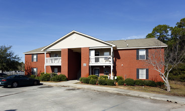 Peppertree Apartment Homes - NO AVAILABILITY in Gulf Shores, AL - Building Photo - Building Photo