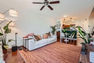 390 17th St in Atlanta, GA - Building Photo - Building Photo