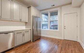 1420 N Talman Ave in Chicago, IL - Building Photo - Building Photo