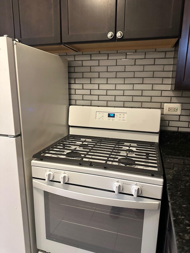 6800 N Sheridan Rd, Unit ONE BED in Chicago, IL - Foto de edificio - Building Photo