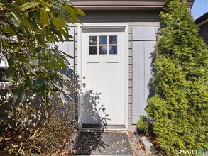 212 New Canaan Ave in Norwalk, CT - Building Photo - Building Photo