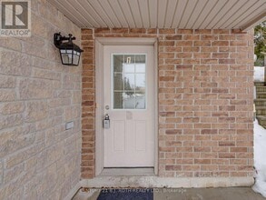 175-175 Stanley St. in Barrie, ON - Building Photo - Building Photo